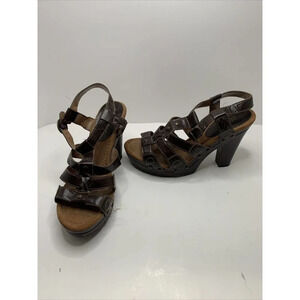 mudd brown platform heeled gogo sandal heels pumps 90s Y2K 2000s grunge 6.5
